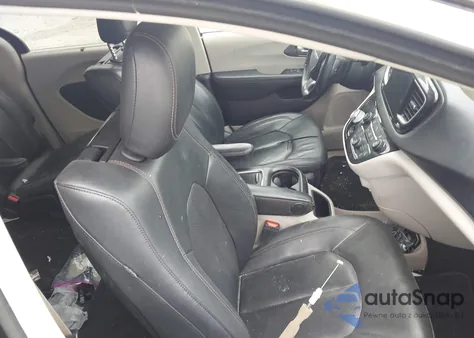 2020 Chrysler Pacifica Touring L Plus from USA, damaged, VIN 2C4RC1EG9LR146188